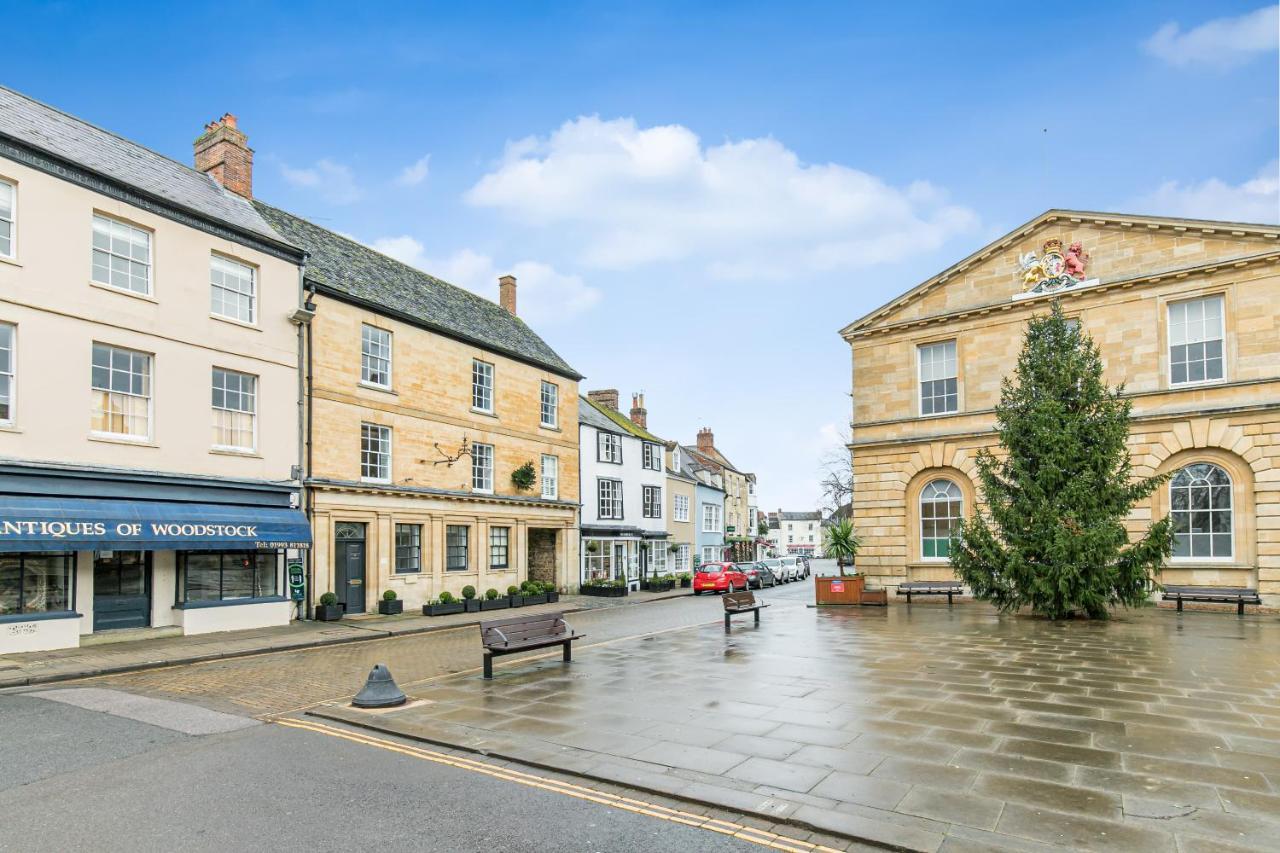 Oxfordshire Living - The Spencer Apartment - وودستوك المظهر الخارجي الصورة